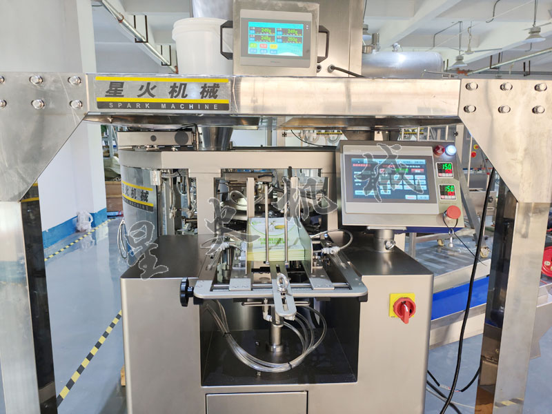 成都自動包裝機(jī)-給袋式顆粒包裝機(jī)